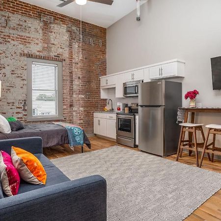 The Davis Lofts At Main Street - Unit 3D Daire Rocky Mount Dış mekan fotoğraf