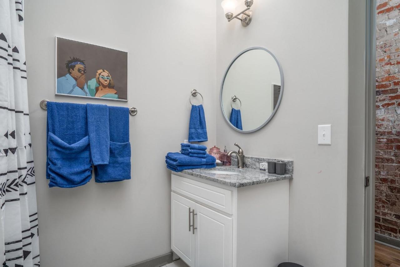 The Davis Lofts At Main Street - Unit 3D Daire Rocky Mount Dış mekan fotoğraf